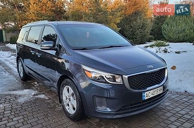 Мінівен Kia Sedona 2015 в Іваничах