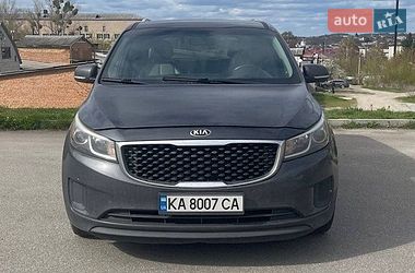 Минивэн Kia Sedona 2016 в Киеве