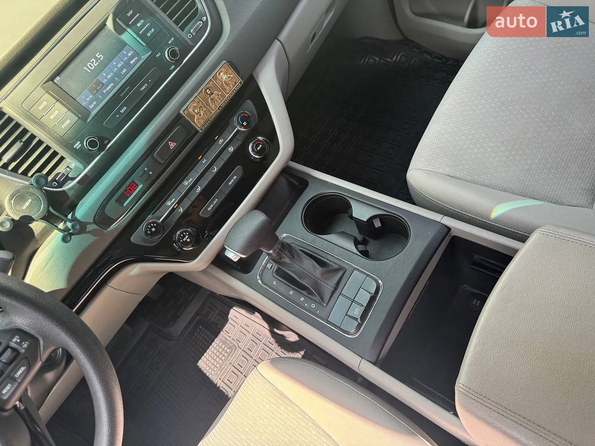 2017 Kia Sedona - мініатюра 17