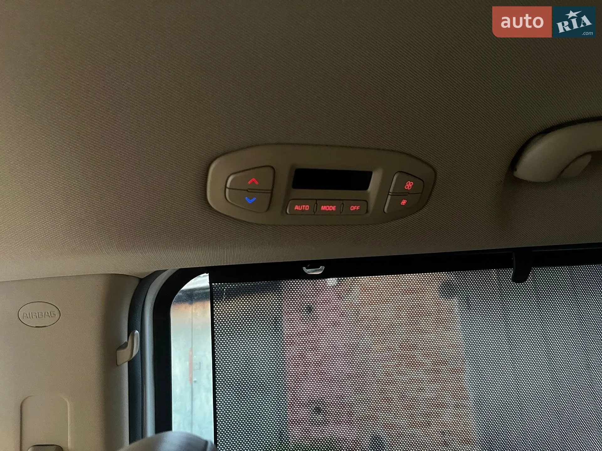 2015 Kia Sedona - мініатюра 30