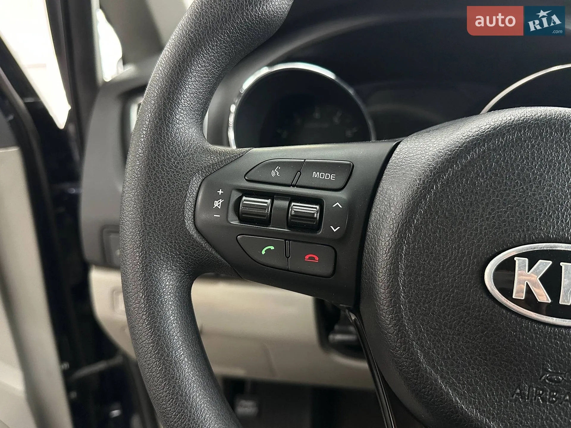 2015 Kia Sedona - мініатюра 28
