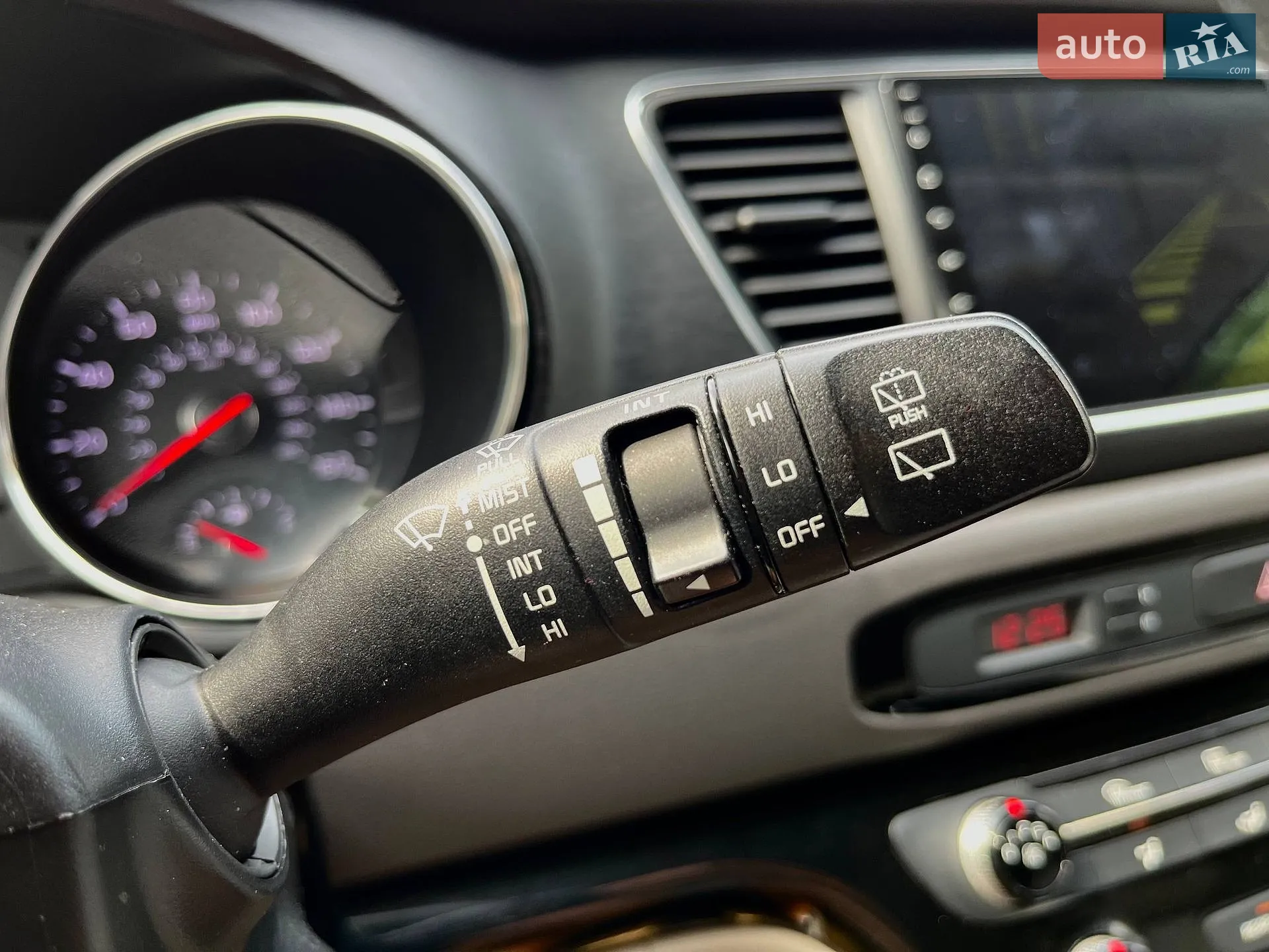 2016 Kia Sedona - мініатюра 23