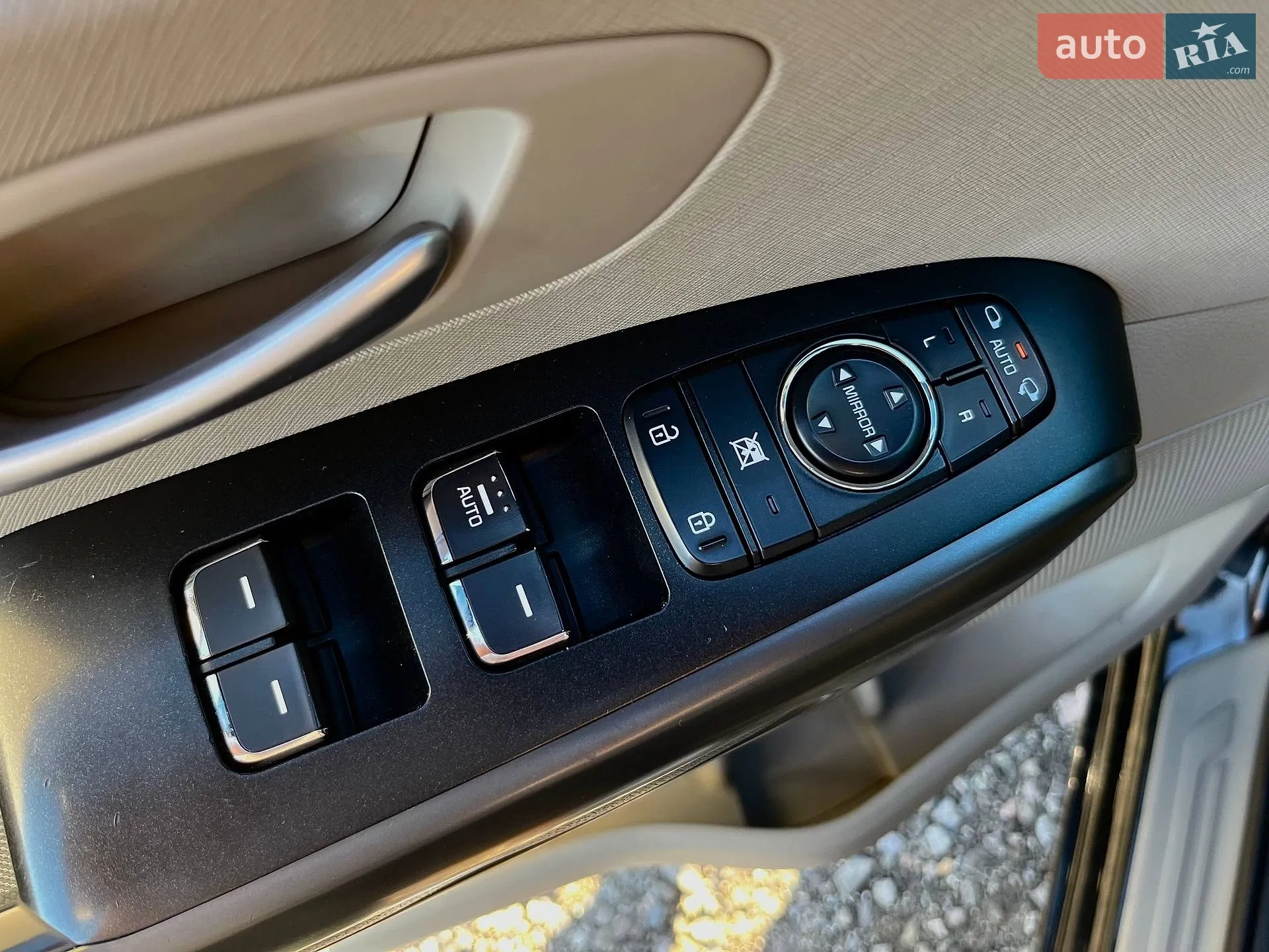 2016 Kia Sedona - мініатюра 30