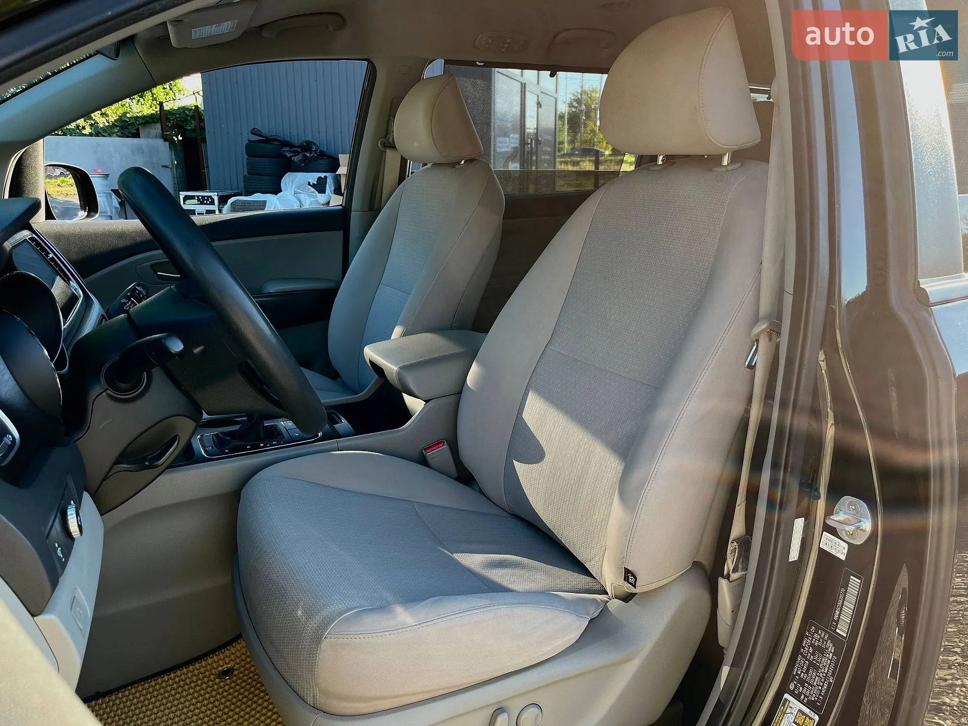 2016 Kia Sedona - мініатюра 13