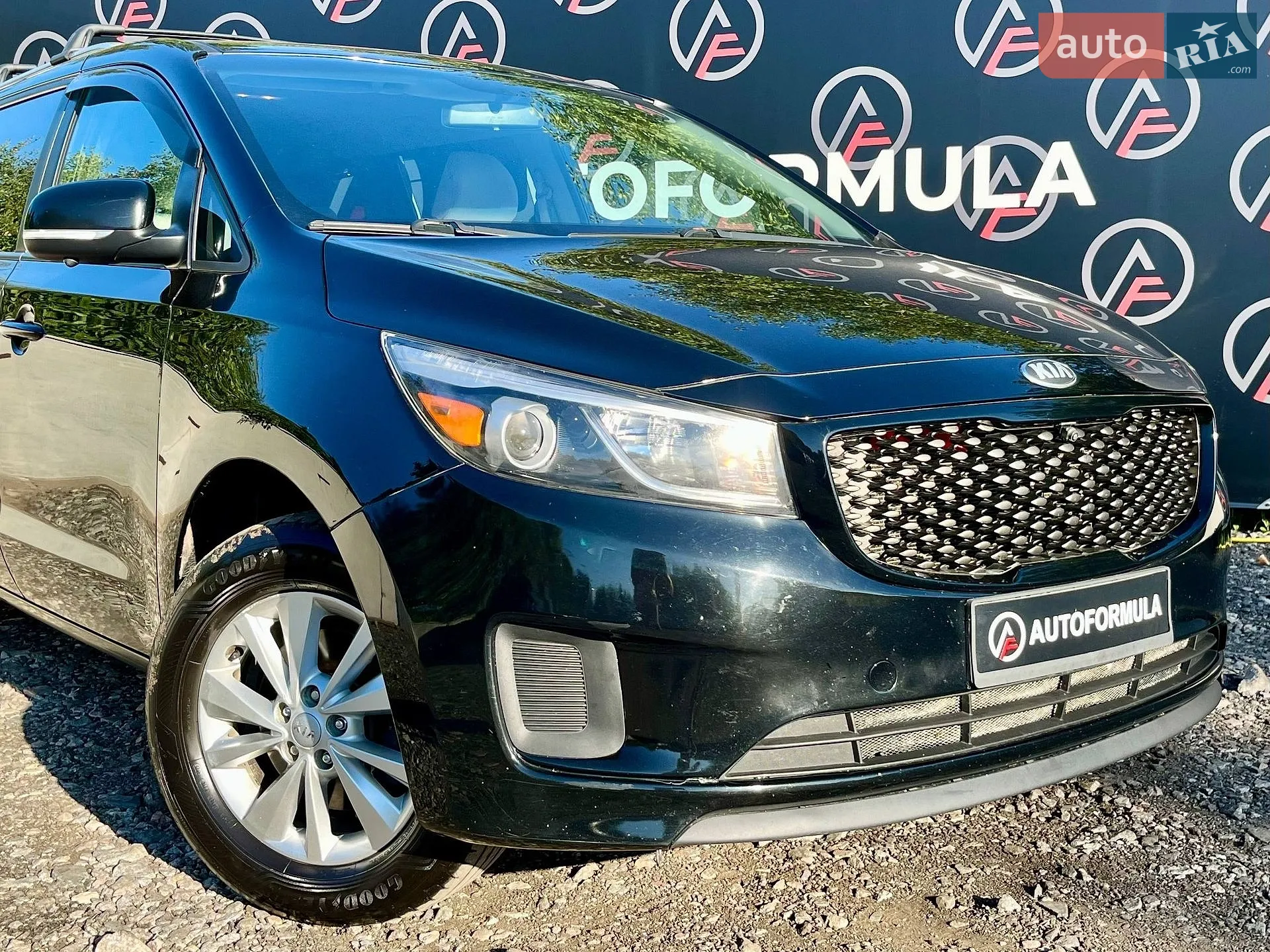2016 Kia Sedona - мініатюра 2