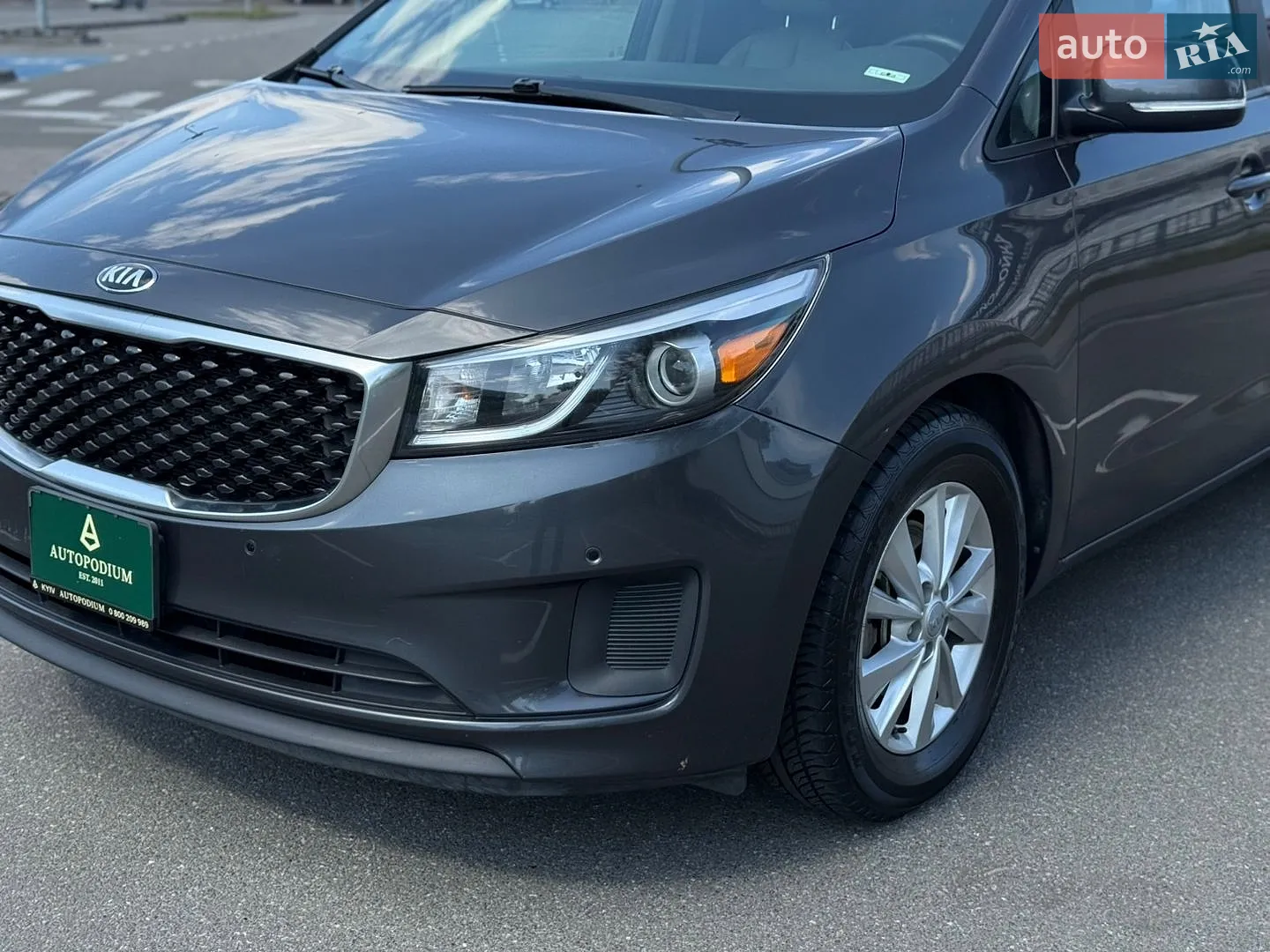 2017 Kia Sedona - мініатюра 4