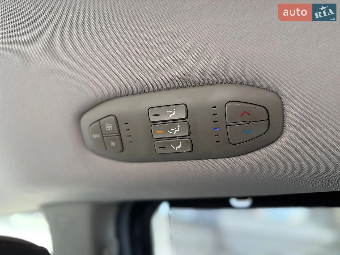 2017 Kia Sedona - мініатюра 27