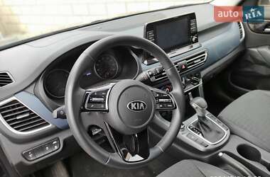 Внедорожник / Кроссовер Kia Seltos 2020 в Киеве