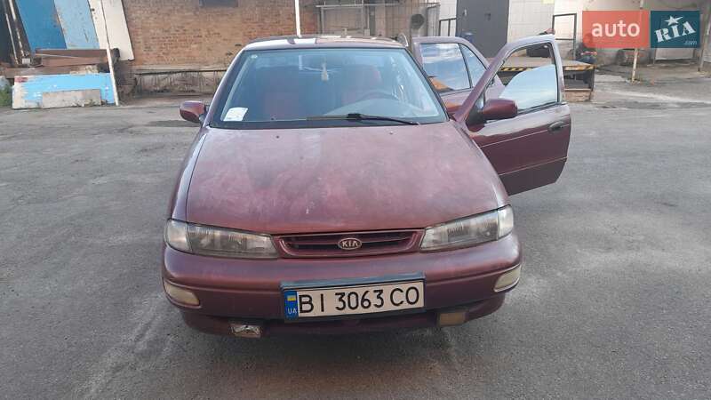 Седан Kia Sephia 1997 в Лубнах
