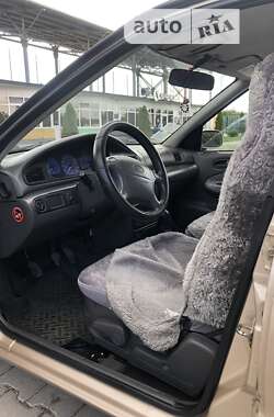 Седан Kia Sephia 1997 в 
