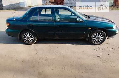 Седан Kia Sephia 1997 в Харькове