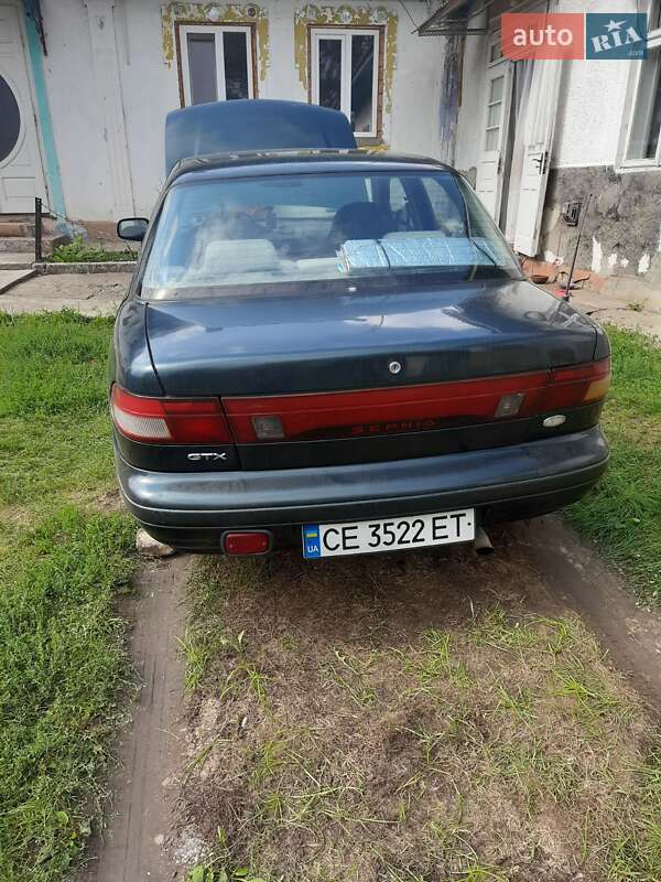 Седан Kia Sephia 1995 в Чернівцях