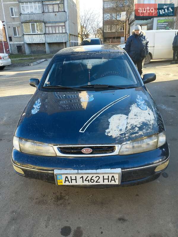 Седан Kia Sephia 1998 в Ильинцах