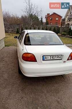 Седан Kia Sephia 2001 в 
