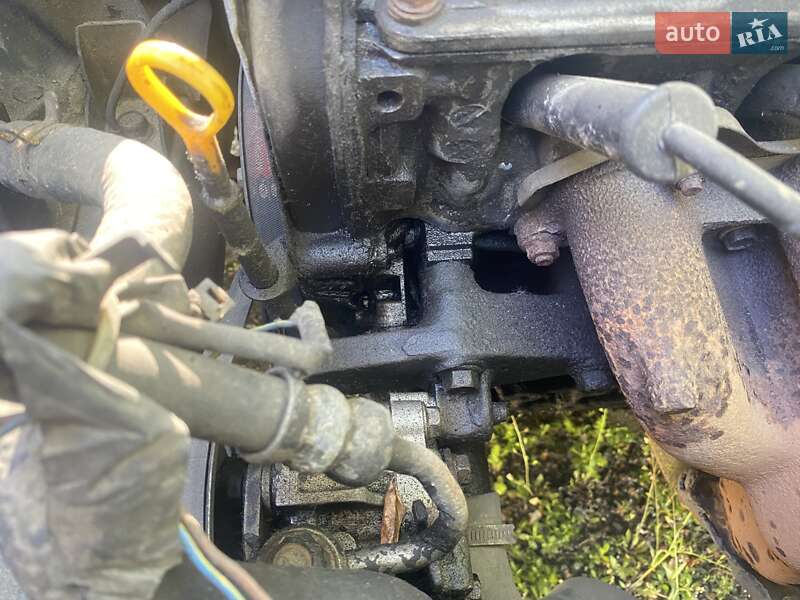 Седан Kia Sephia 1994 в Малині