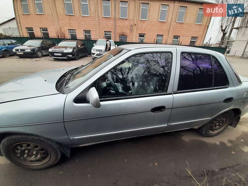 Седан Kia Sephia 1997 в 