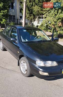 Седан Kia Sephia 1997 в Яготині