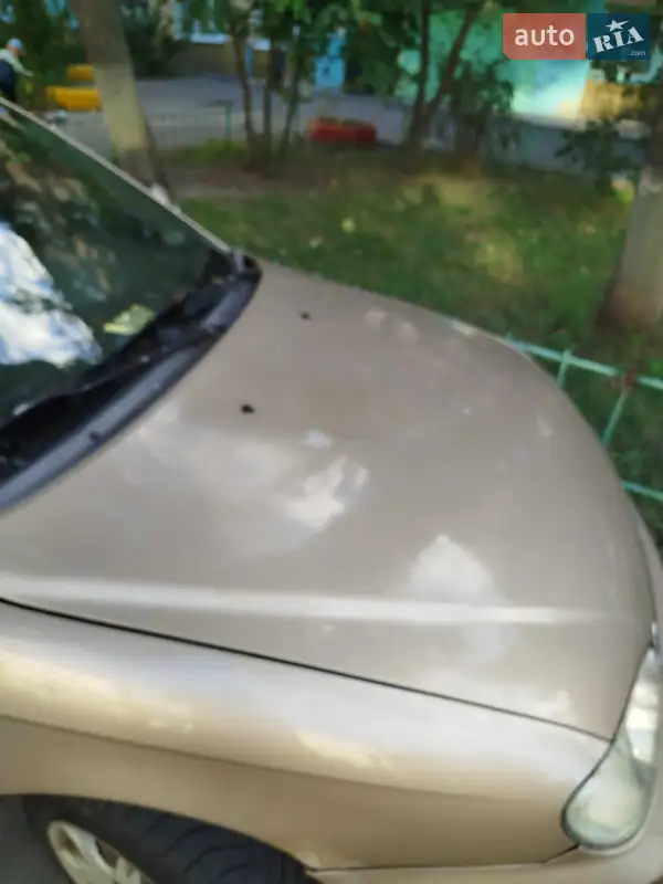 Kia Sephia 2003