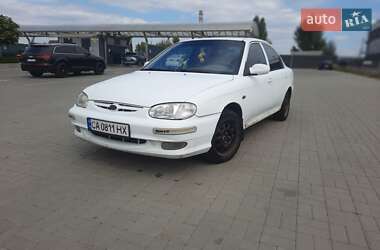 Седан Kia Sephia 2001 в Черкасах