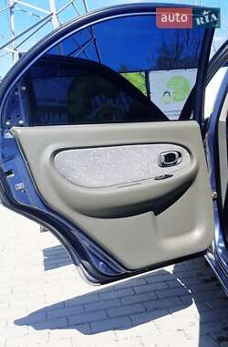 Седан Kia Sephia 2004 в 