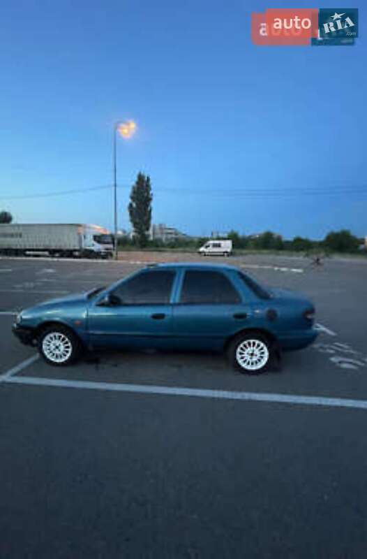 Седан Kia Sephia 1995 в Києві