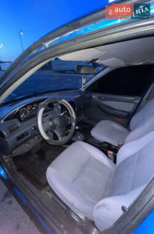 Седан Kia Sephia 1995 в Києві