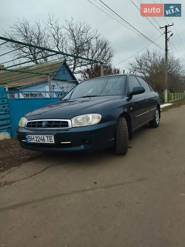 Kia Sephia 2003