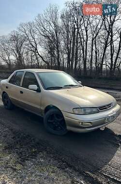 Седан Kia Sephia 1996 в Днепре