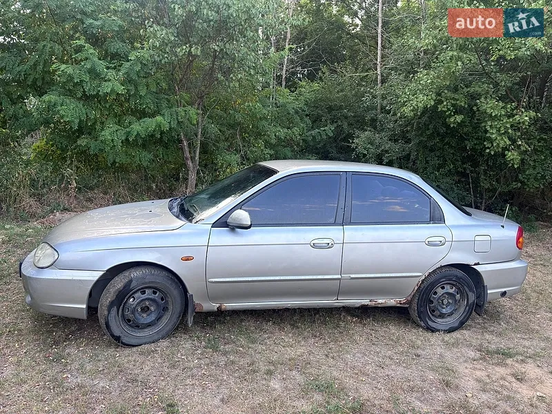 Kia Sephia 2003