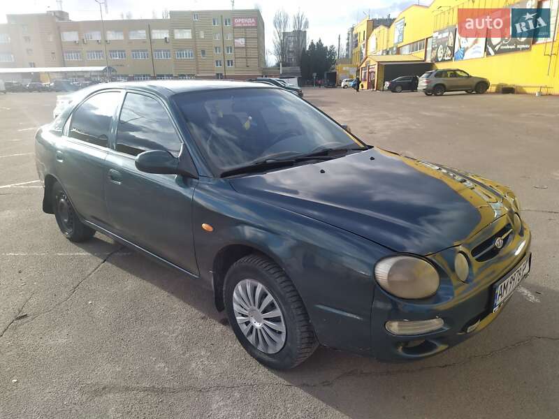 Седан Kia Shuma 2000 в Житомирі