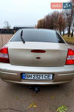 Седан Kia Shuma 2001 в Тростянці