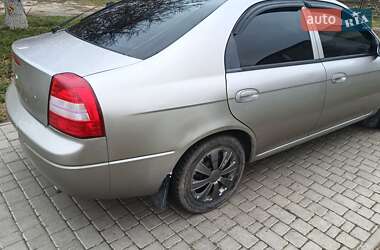 Седан Kia Shuma 2000 в Роздільній