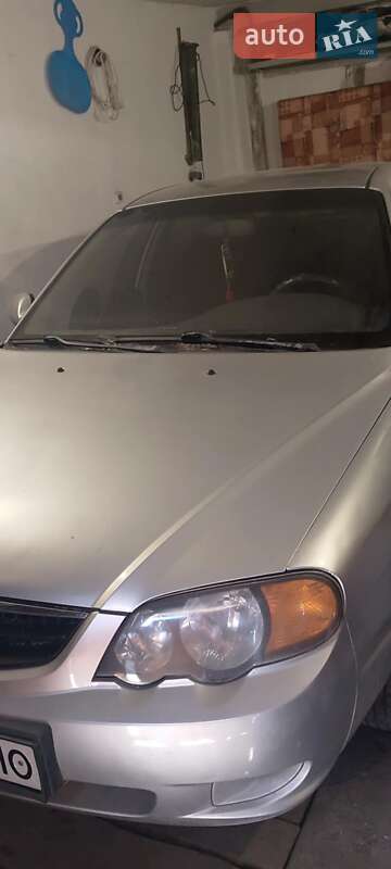 Седан Kia Shuma 2003 в 