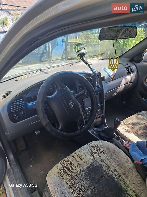 Седан Kia Shuma 1999 в Херсоні