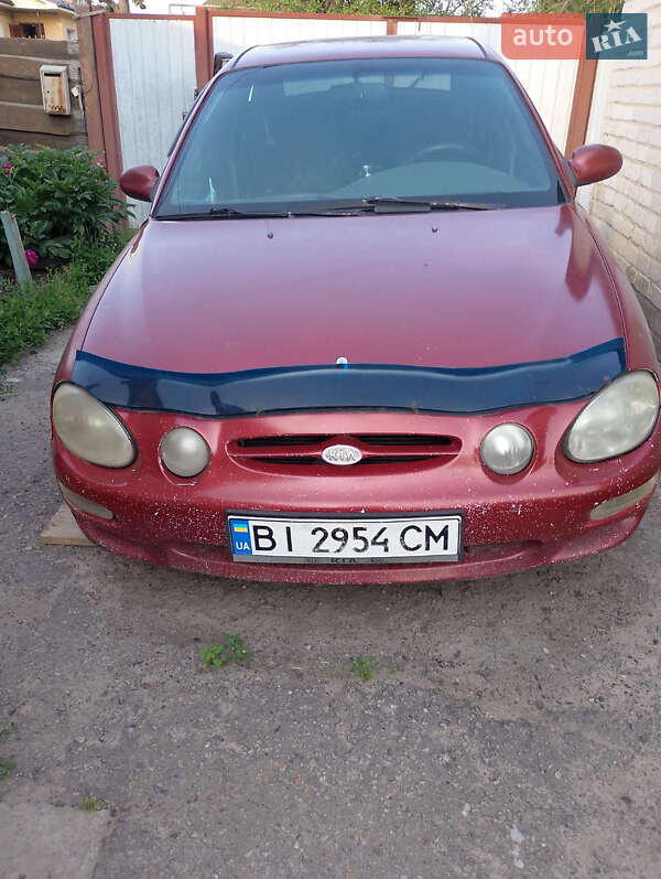 Седан Kia Shuma 1999 в Кременчуге