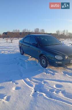 Седан Kia Shuma 2000 в 