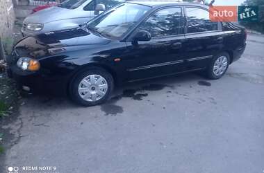 Седан Kia Shuma 2003 в Тернополе