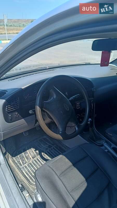 Kia Shuma 2000