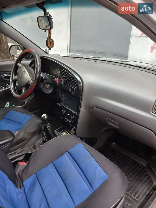 Седан Kia Shuma 2004 в Броварах