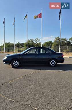 Седан Kia Shuma 1999 в 