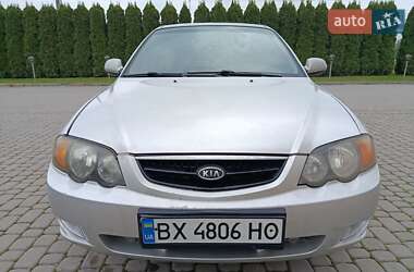 Седан Kia Shuma 2003 в Дунаевцах