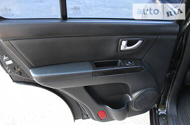 Внедорожник / Кроссовер Kia Sorento 2010 в 