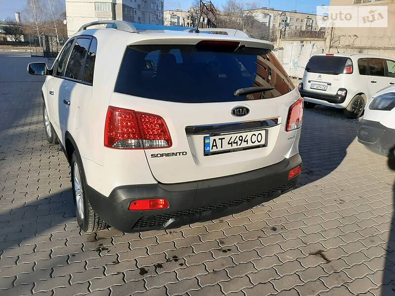 Позашляховик / Кросовер Kia Sorento 2010 в Калуші
