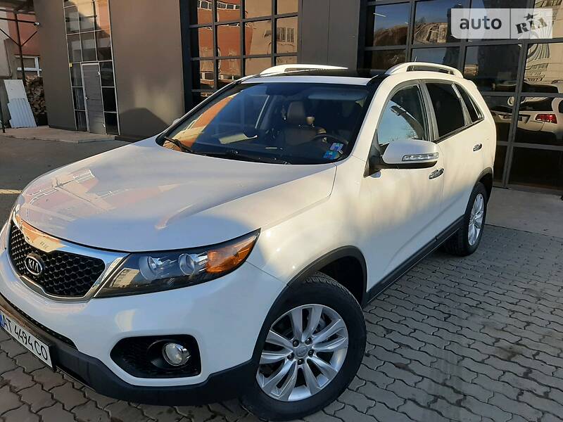 Позашляховик / Кросовер Kia Sorento 2010 в Калуші