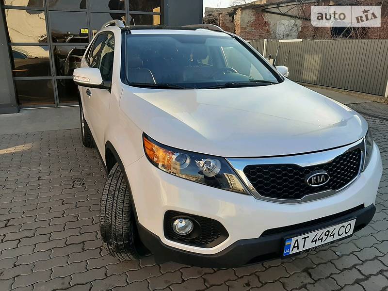 Позашляховик / Кросовер Kia Sorento 2010 в Калуші