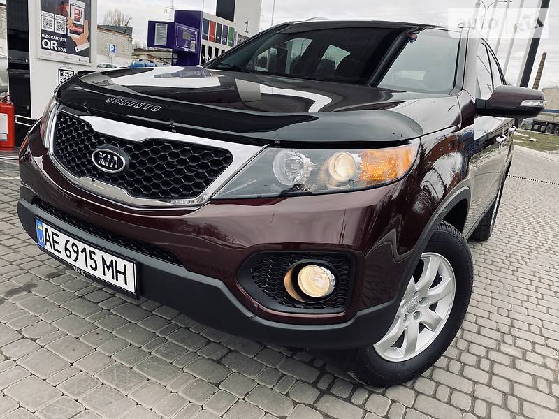 Внедорожник / Кроссовер Kia Sorento 2012 в Днепре