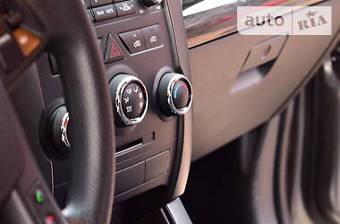 Позашляховик / Кросовер Kia Sorento 2011 в 
