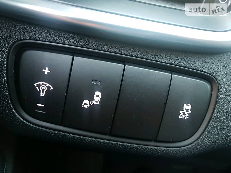 Позашляховик / Кросовер Kia Sorento 2016 в Кременчуці фото 28 Позашляховик / Кросовер Kia Sorento 2016 в Кременчуці