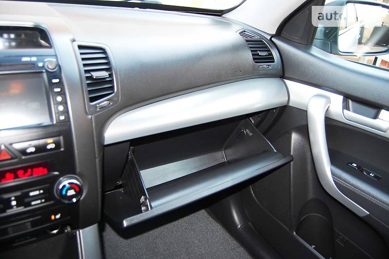 Позашляховик / Кросовер Kia Sorento 2011 в Умані