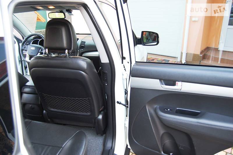 Позашляховик / Кросовер Kia Sorento 2011 в Умані